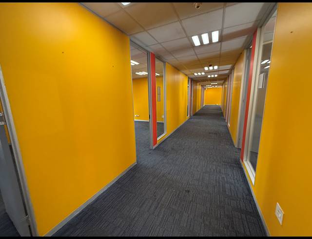 310M² OFFICE TO LET IN ROSEBANK